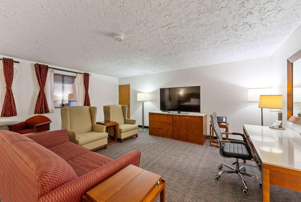 Ramada By Wyndham Cedar City Buitenkant foto