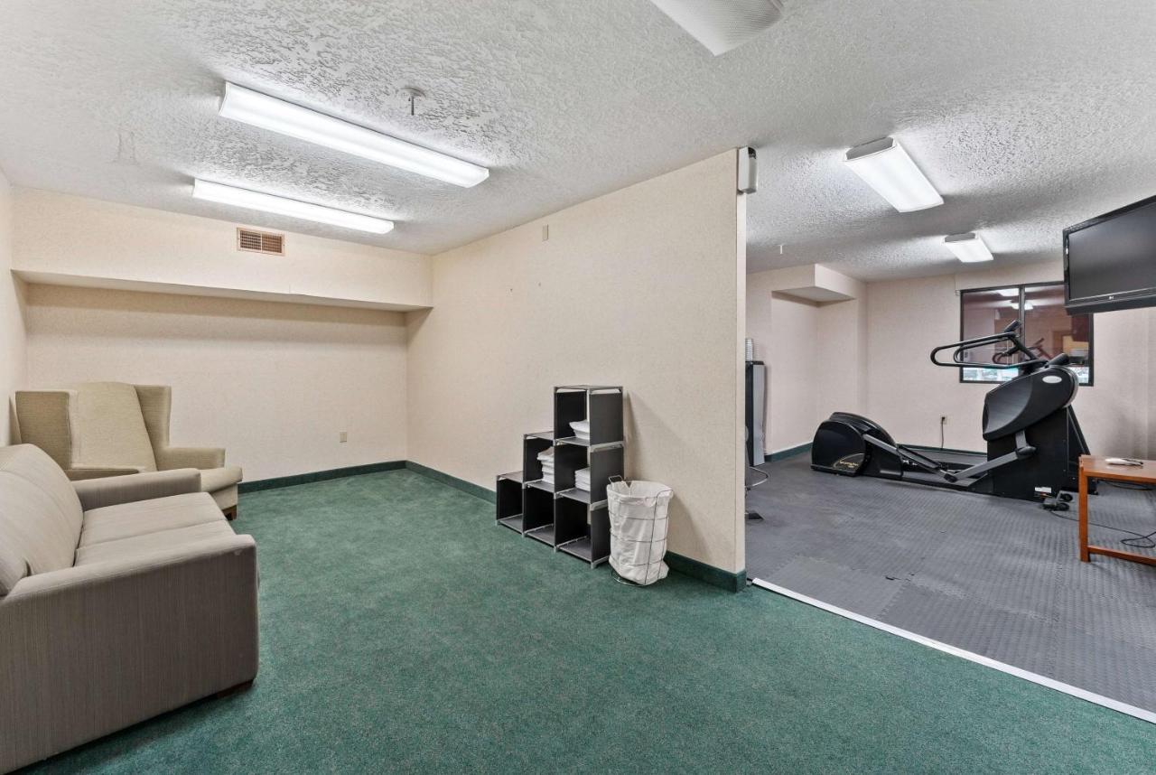 Ramada By Wyndham Cedar City Buitenkant foto