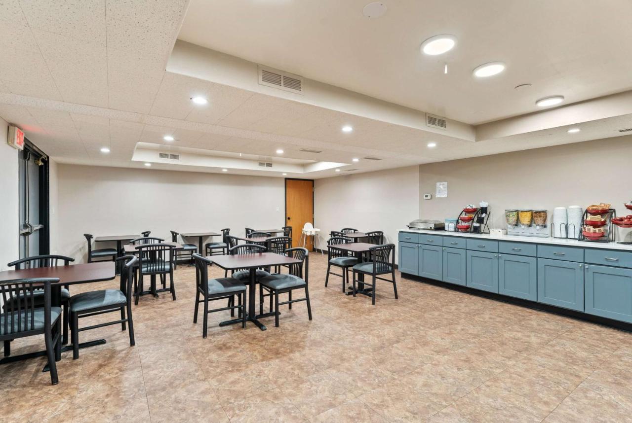 Ramada By Wyndham Cedar City Buitenkant foto