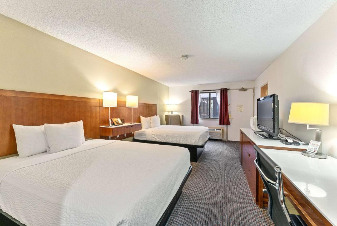 Ramada By Wyndham Cedar City Buitenkant foto