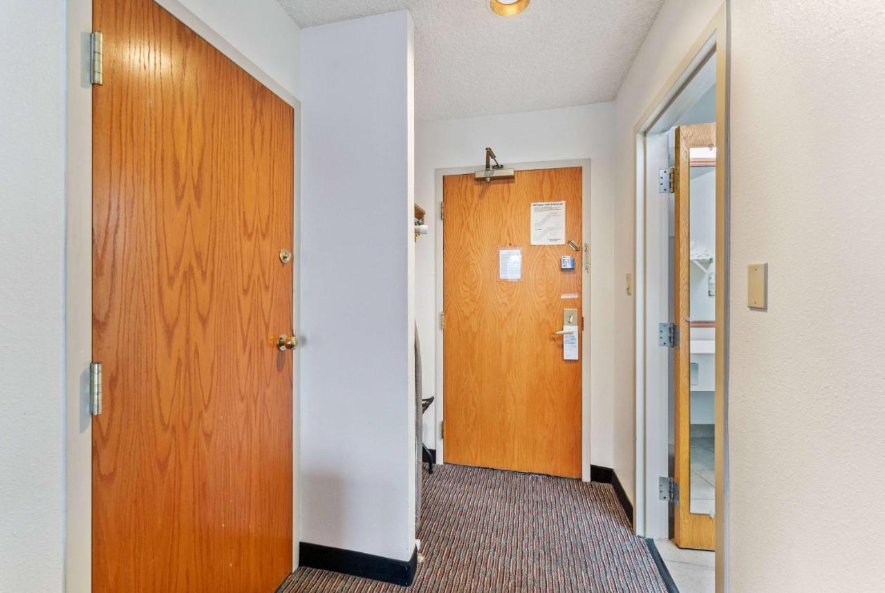 Ramada By Wyndham Cedar City Buitenkant foto