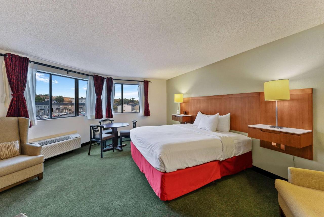 Ramada By Wyndham Cedar City Buitenkant foto