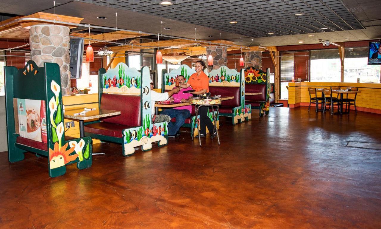 Ramada By Wyndham Cedar City Buitenkant foto